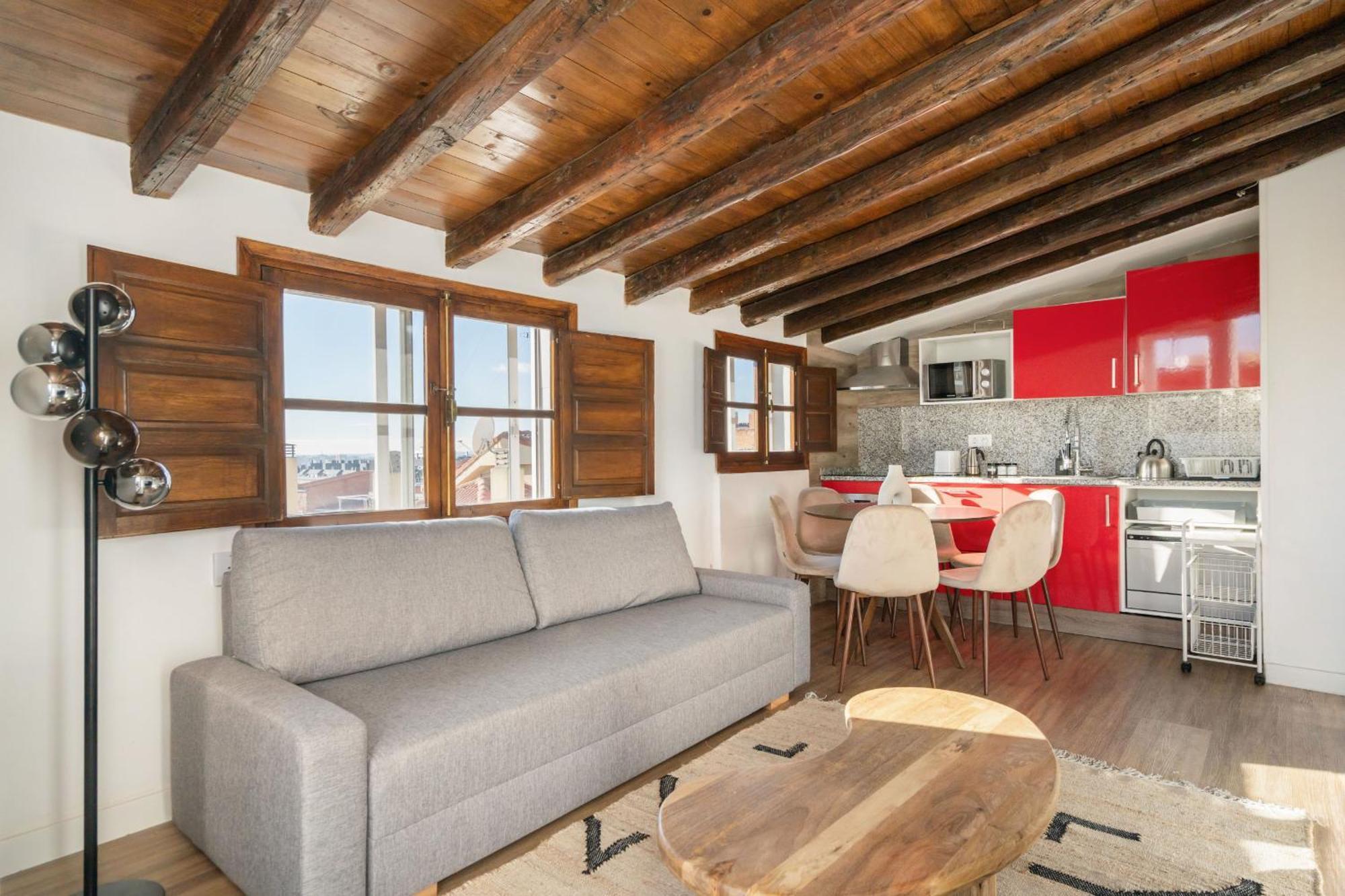 Апартаменты Atico Con Terraza En Lavapies Alquiler Temporal Мадрид Экстерьер фото