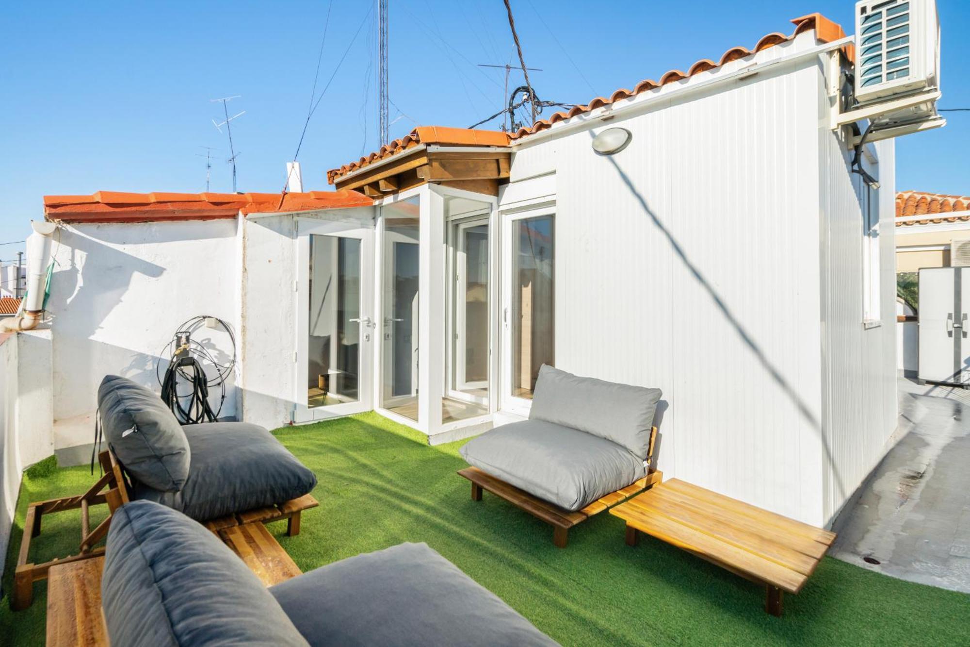 Апартаменты Atico Con Terraza En Lavapies Alquiler Temporal Мадрид Экстерьер фото